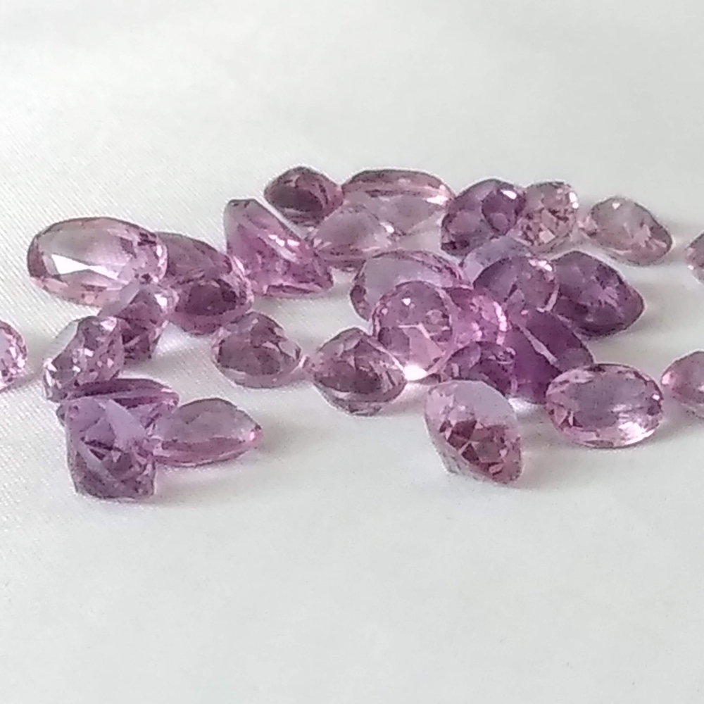 30 Vintage Amethyst Multifaceted Gemstones Ovals, Rounds from 5mm To 7mm X 10 mm
